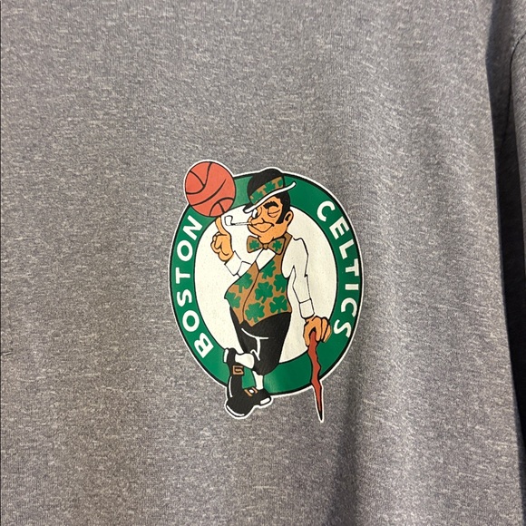 Gray Quarter-Zip Pullover - Picture 2 of 5